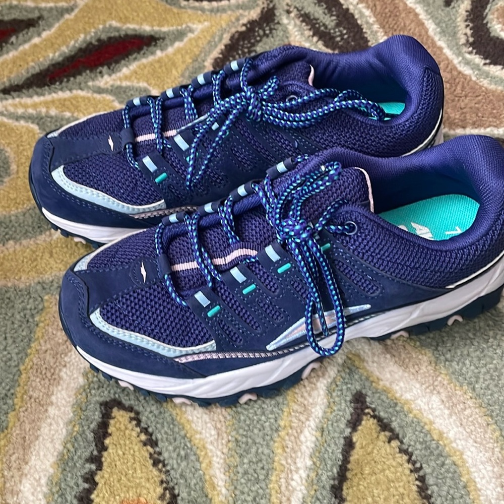 Avia sneakers